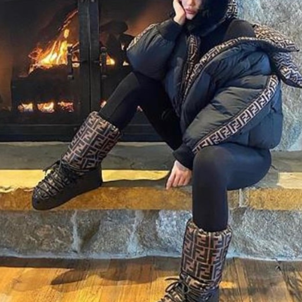 AUTHENTIC Fendi Puffer (worn ONLY once)